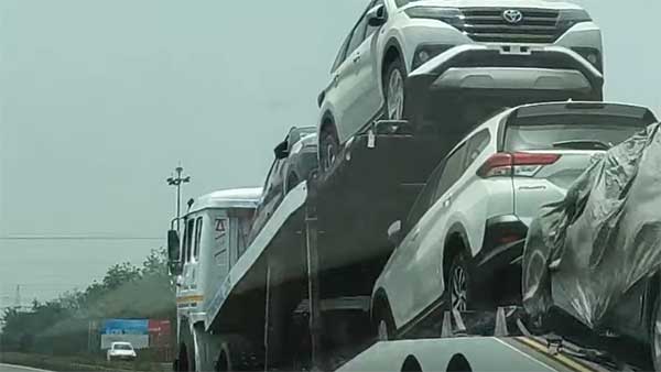இந்தியர்கள் தவம் கிடக்கும் டொயோட்டா கார் முதல் முறையாக தென்பட்டது... விற்பனைக்கு அறிமுகமாகிறதா?