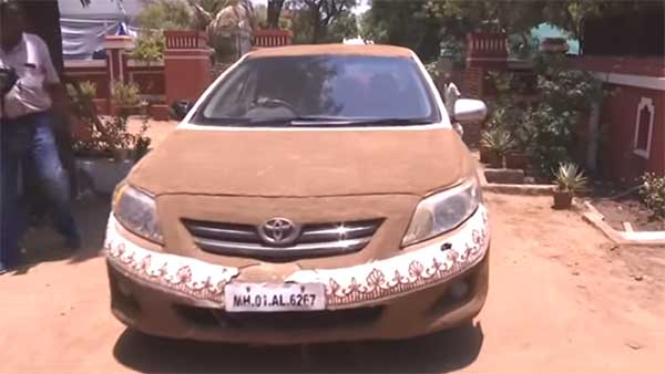 காரில் மாட்டு சாண கோட்டிங்கிற்கு உண்மையான காரணம் இதுதான்... உலகம் முழுக்க வைரலான இந்திய பெண் அதிரடி
