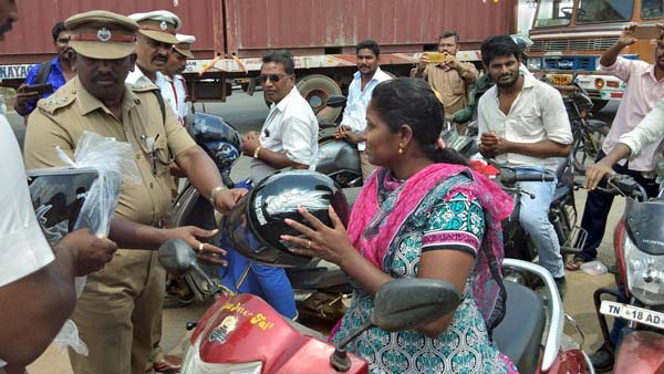 தமிழக போலீசாரை உசுப்பி விட்ட சென்னை ஐகோர்ட்டின் அந்த ஒரு வார்த்தை... மீண்டும் அதிரடி காட்ட தயார்...