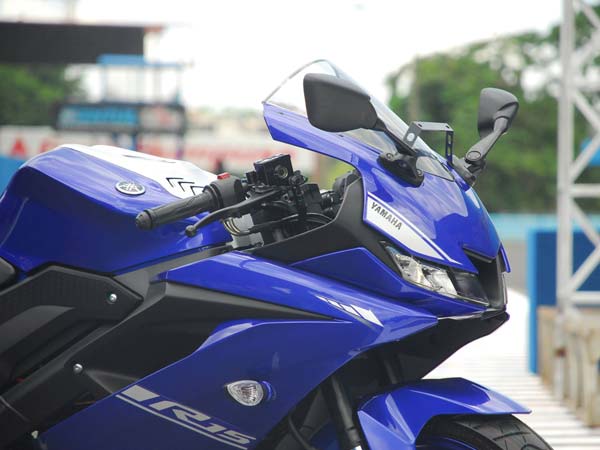 யமஹா ஒய்இசட்-ஆர்3 பைக்கை ட்ரான் பைக்காக மாற்றிய சென்னை நிறுவனம்... அசத்தல் புகைப்படம் உள்ளே!