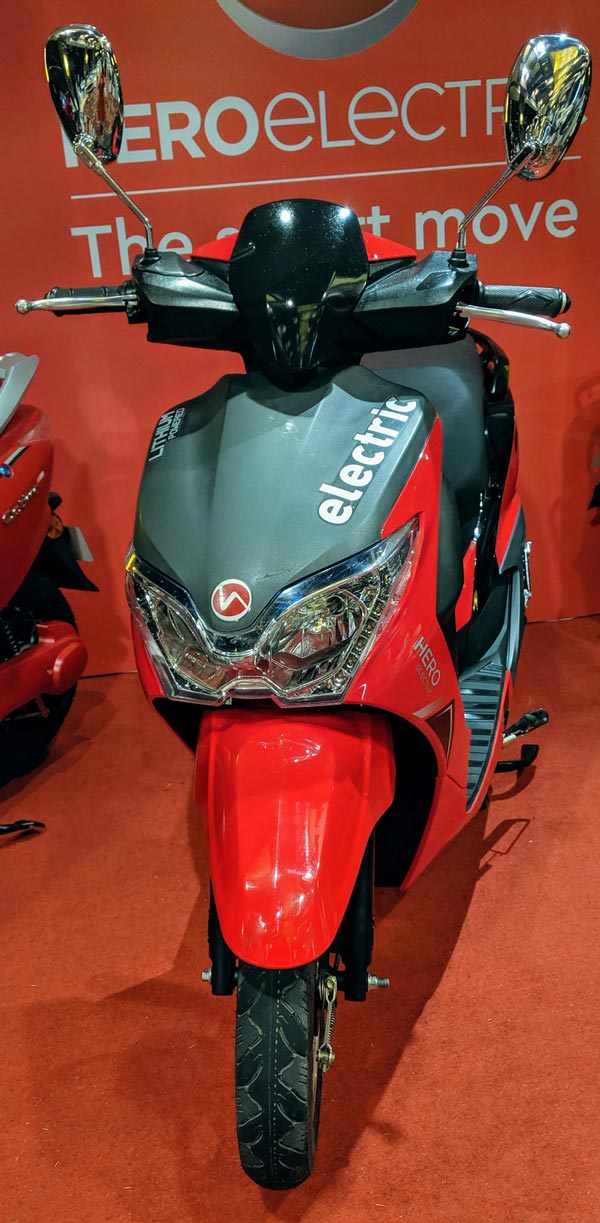 ஹீரோ டேஷ் எலெக்ட்ரிக் ஸ்கூட்டர்கள் அறிமுகம்... விலை மற்றும் முக்கிய தகவல்!