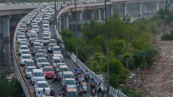 மறைந்திருக்கும் ஆபத்து தெரியுமா? வாகனங்களில் இனி இது இருக்க கூடாது... மத்திய அரசு சூப்பர் உத்தரவு