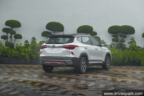 புதிய கியா செல்டோஸ் காரின் டெலிவிரி இன்றே துவங்கியது... முன்பதிவும் குவிகிறது!