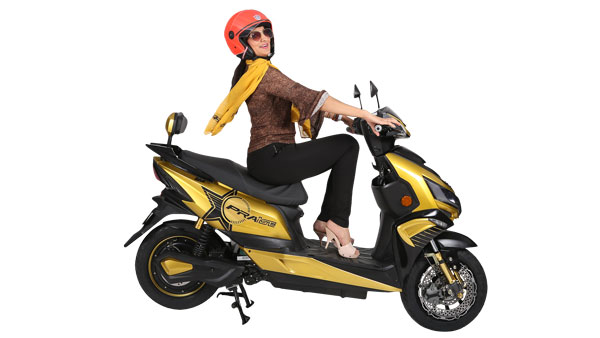 சூப்பரப்பு... சிறப்பு சலுகை விலையில் ஒகினவா எலெக்ட்ரிக் ஸ்கூட்டர் - வெளிநாடு செல்லவும் வாய்ப்பு!