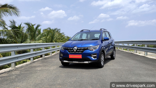 அடடே.. ரெனோ ட்ரைபர் காரின் பேஸ் வேரியண்ட்டிலேயே எக்கச்சக்க வசதிகள்!