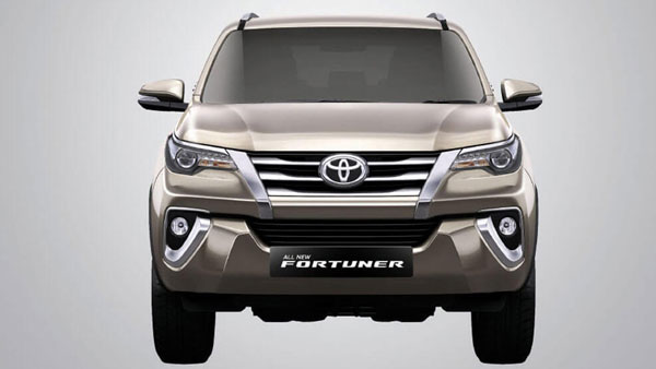 இன்னமும் இந்த டொயோட்டா காரை கண்ணை மூடிக்கொண்டு வாங்கும் மக்கள்... உண்மையான காரணம் என்ன தெரியுமா?