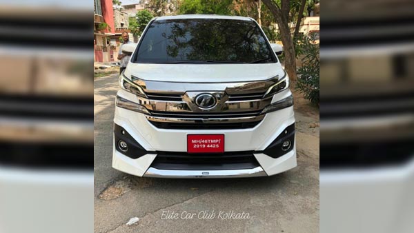 வாடிக்கையாளர்களுக்கு ஸ்பெஷல் தரிசனம் கொடுத்த டொயோட்டா வெல்ஃபயர் எம்பிவி கார் !!