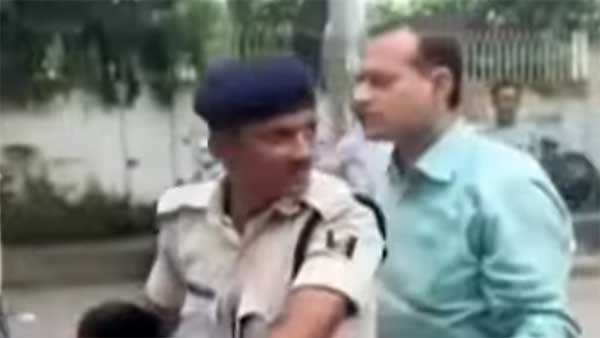 விதிமீறலில் ஈடுபட்ட மாவட்ட நீதிபதி: போலீஸாரின் அதிரடியால் அம்பலம்... என்ன செய்தார் என தெரிந்தால் கோபப்படுவீர்கள்!
