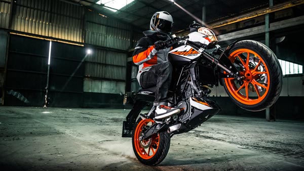 அப்டேட்டிற்கு தயாராகுங்கள்... விரைவில் ட்யூக் 200 பைக்கில் அரங்கேற உள்ள மாற்றம்...