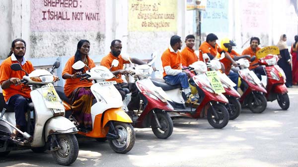 சூப்பர்... திருச்சி மாநகரை கலக்கும் மாற்றுத்திறனாளிகளின் ஸ்கூட்டர் டாக்ஸி! கட்டணம் எவ்வளவு தெரியுமா?