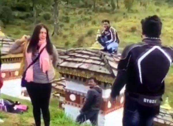 விளம்பரம் தேட போய் சிக்கலில் சிக்கிய இந்திய பைக் ரைடர்... ஆளை பிடித்து அதிரடி காட்டிய பூடான் போலீஸ்