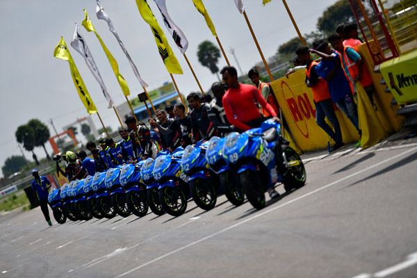 கோவையில் நடந்த சுசுகியின் ஜிக்ஸெர் என்டியூரன்ஸ் பைக் ரேஸ் போட்டி...