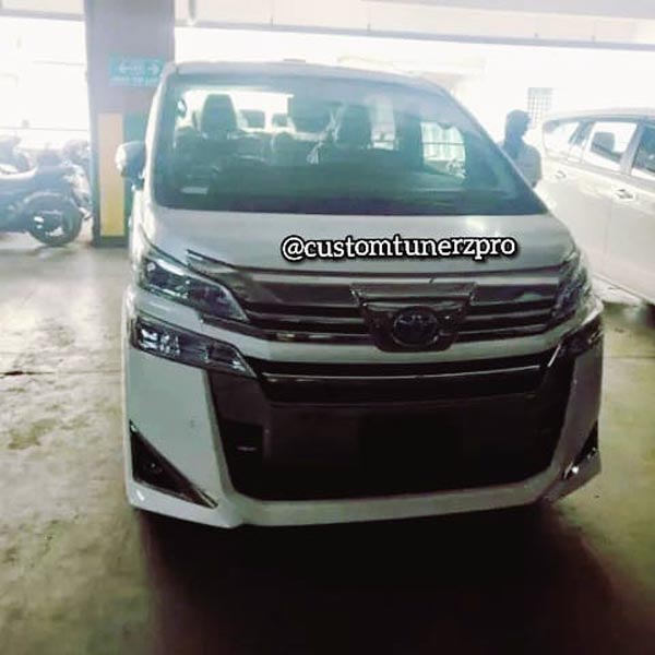 டொயோட்டா வெல்ஃபயர் சொகுசு காரில் அதுவே இல்லையா... என்னங்க சொல்றீங்க?