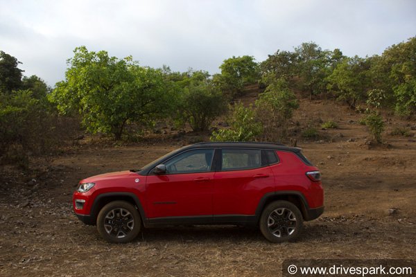 ஜீப் காம்பஸ் எஸ்யூவியின் ஏழு இருக்கை வெர்சனின் அறிமுகம் இப்போதைக்கு இல்லையாம்...
