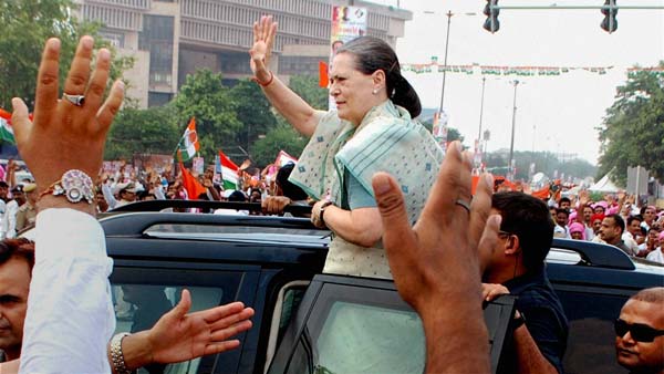 சோனியா காந்தி, ராகுலுக்கு பழைய டாடா சஃபாரி கார்கள் ஒதுக்கீடு... மத்திய அரசு அதிரடி!