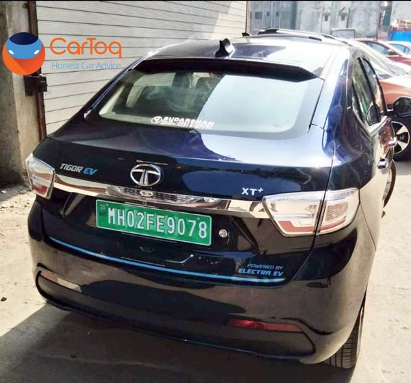 டாடா டிகோர் இவி காரின் டெலிவரி துவங்கியது... முதல் கார் எந்த நகரத்தில் டெலிவரி செய்யப்பட்டது தெரியுமா?