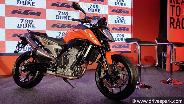 2019ல் கூகுளில் அதிகம் பேர் தேடிய மோட்டார்சைக்கிள்கள் இவை தான்...