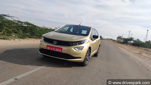 மாருதி பலேனோ என்ன ஆகப்போகுதோ? செக் வைக்க வருகிறது டாடா அல்ட்ராஸ்... ஃபர்ஸ்ட் டிரைவ் ரிவியூ!!