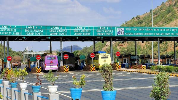 வசூல் கிங்காக மாறிய டோல் பூத்துகள்... 2018-19 வரை எத்தனை கோடி வசூல் செய்யப்பட்டது என தெரியுமா...?