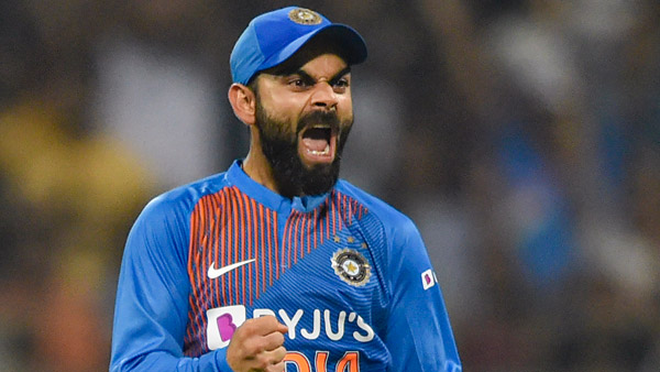 தனது பழைய ஆடி காரை விற்கும் விராட் கோலி... விலை மட்டும் எவ்வளவென்று தெரிந்தால் ஷாக்காயிடுவீங்க...