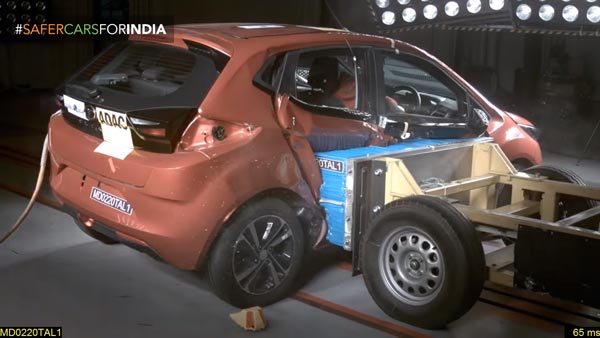க்ராஷ் டெஸ்ட்டில் 5 ஸ்டார் ரேட்டிங்கை பெற்று அசத்திய டாடா அல்ட்ராஸ் கார்!