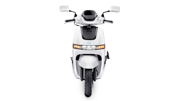 டிவிஎஸ் ஐ-க்யூப் எலெக்ட்ரிக் ஸ்கூட்டரில் இடம்பெற்றிருக்கும் அட்டகாசமான 8 விஷயங்கள்!