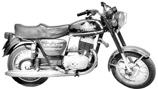 ஜாவா பெராக்கின் தோற்றத்திற்கு மாற்றப்பட்ட யெஸ்டி டீலக்ஸ் 1987 மாடல் பைக்... மொத்தம் எவ்வளவு செலவானது தெரியுமா?