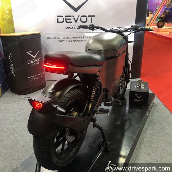 கொழு கொழு ஃபேட் பாயாக காட்சியளித்த வித்தியாசமான மின்சார பைக்... இதோட ஸ்டைலே வேற ரேஞ்ச்..!