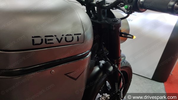 கொழு கொழு ஃபேட் பாயாக காட்சியளித்த வித்தியாசமான மின்சார பைக்... இதோட ஸ்டைலே வேற ரேஞ்ச்..!