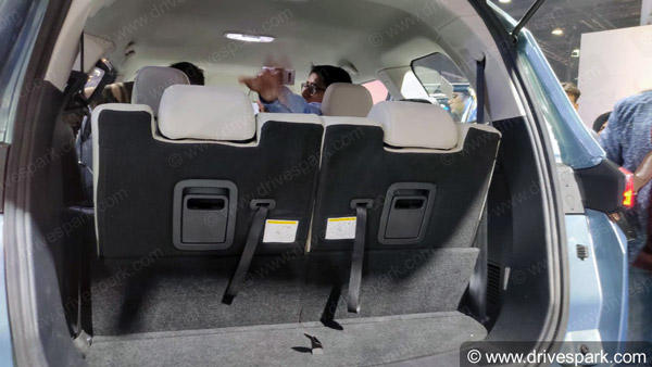 கலைகட்டும் ஆட்டோ எக்ஸ்போ 2020: சிறப்பான 7 சீட்டர் காரை அறிமுகம் செய்த டாடா..!