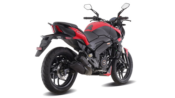 மிக சவாலான விலையில் புதிய பஜாஜ் டோமினார் 250 பைக் விற்பனைக்கு வந்தது