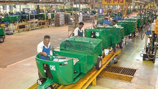 கொரோனாவிற்கு எதிரான போராட்டம்.. ஒன்றல்ல, இரண்டல்ல ரூ.100 கோடியை வாரி வழங்கும் பஜாஜ்.. ரியல் லைஃப் ஹீரோ..
