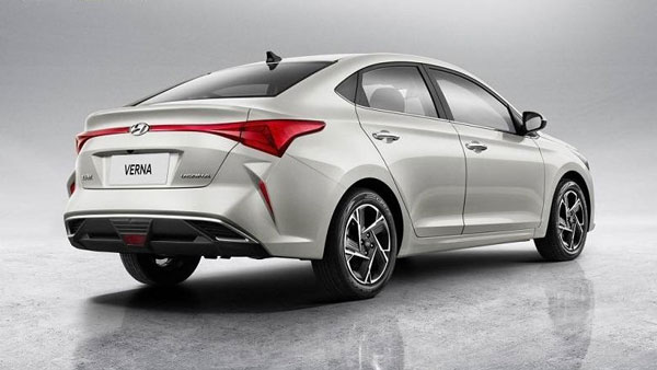எலக்ட்ரிக் சன்ரூஃப்-ஐ பெற்றுள்ள 2020 ஹூண்டாய் வெர்னா ஃபேஸ்லிஃப்ட்... ஷோரூம் விலையும் தெரியவந்தது...
