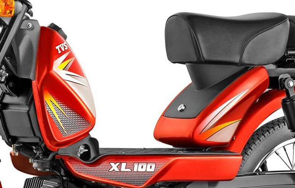 டிவிஎஸ் எக்ஸ்எல்100 மொபட்டின் பிஎஸ்6 மாடல் விற்பனைக்கு வந்தது!