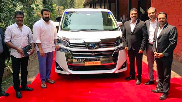 கேரளாவில் முதல் ஆள்... மோகன்லால் வாங்கிய பிரம்மாண்ட சொகுசு கார்... விலை எவ்வளவு தெரியுமா?