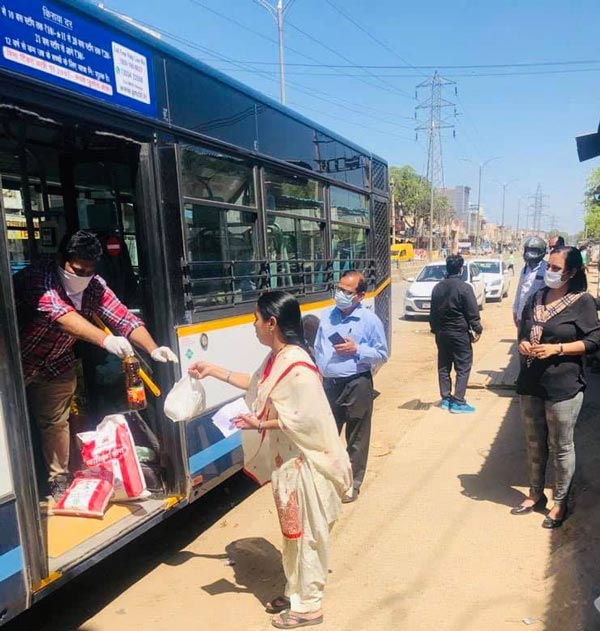 கொரோனா போர்: இதுவரை யாருமே எடுக்காத முயற்சி.. நாட்டுக்கே முன்னுதாரணமாக மாறுகிறது ஹரியானா..