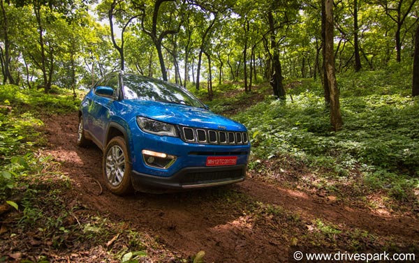 2021 காம்பஸ் ஃபேஸ்லிஃப்ட் காரில் அப்டேட்டான டெக்னாலஜிகளை வாரி வழங்கும் ஜீப்...