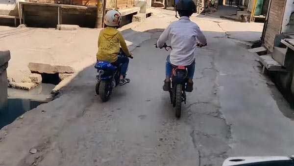 யுடியூபில் பிரபலமாவதற்காக சிறுவர்கள் செய்த துணிச்சலான காரியம்.. வியந்துநின்ற போலீஸ் கட்டம்!