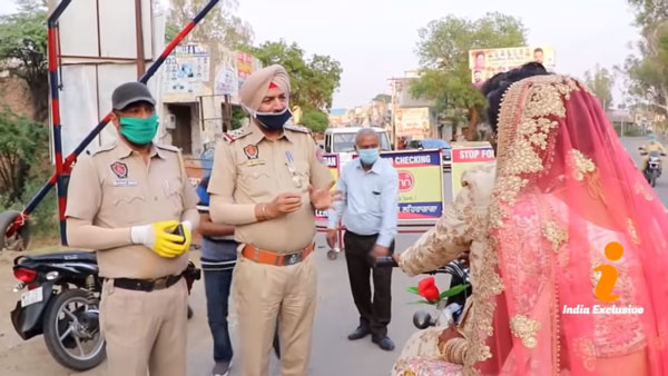 புதுமணம் முடித்த கையோடு பைக்கில் புறப்பட்ட இளம் ஜோடி.. நடு வழியில் காத்திருந்து ஷாக் கொடுத்த பஞ்சாப் போலீஸ்..