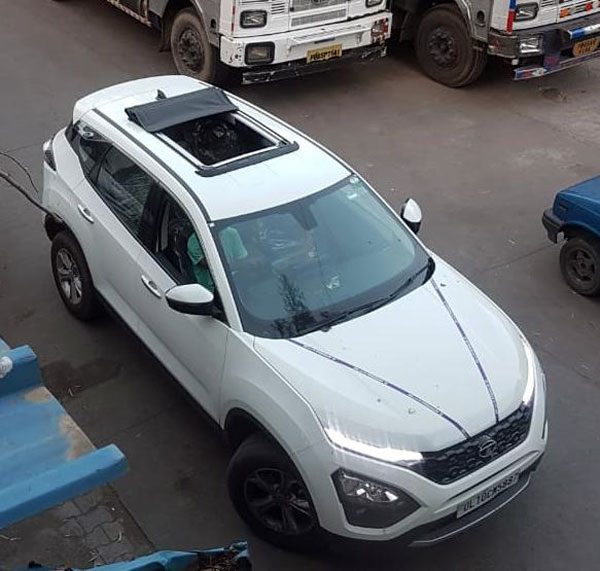 உலக நாடுகளுக்கே டஃப் கொடுக்கும் இந்திய சாலைகள்.. இம்மாதிரியான விநோதங்களை எங்குமே காண முடியாது!
