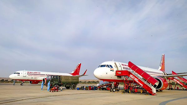 எதிர்கால விமான பயணம் இப்படிதான் இருக்குமோ..! நம்ப முடியாத மாற்றங்களுக்கு தயாராகும் விமானங்கள்!