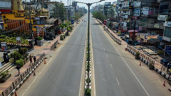 அவ்வளவு அவசரம்... 100 கிமீ சைக்கிளில் சென்று திருமணம் செய்த இளைஞர்... சொன்னாரு பாருங்க ஒரு காரணம்...