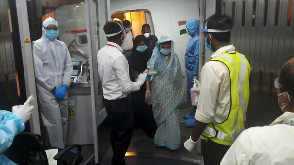 விமானங்களில் இனி இதுக்கெல்லாம் தடையாமுங்கோ... இதோ லிஸ்ட் - செய்ய வேண்டியவை, செய்ய கூடாதவை!