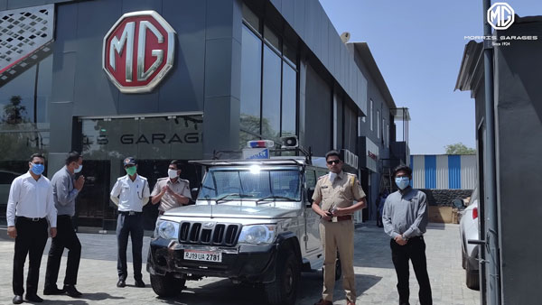 இப்படியொரு மரியாதையை யாரும் வழங்கியிருக்க மாட்டாங்க... உயிரை பணயம் வைத்து உழைப்பவர்களை பாராட்டிய எம்ஜி!