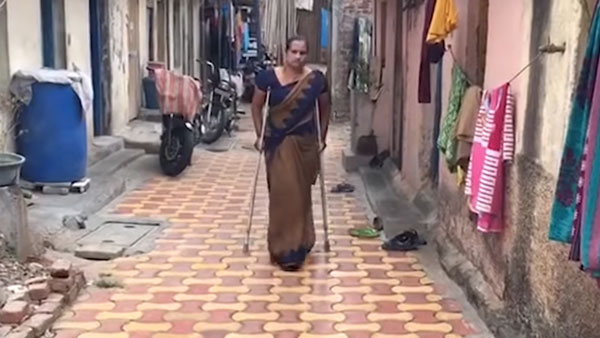3 நாட்கள்... 1,400கிமீ பயணம்... மகனை அழைத்துவர மிக பெரிய ரிஸ்க் எடுத்த மாற்றுத்திறனாளி தாய்...