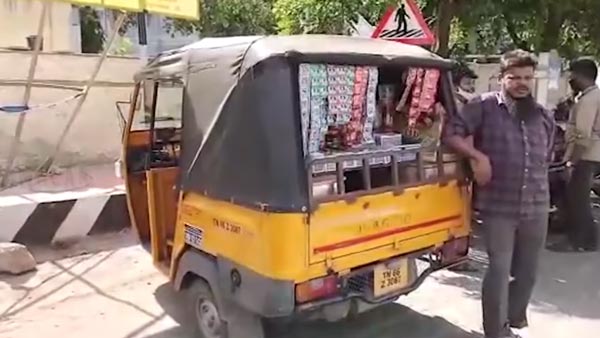இது புதுசா இருக்கே... டபுள் வருமானம் பார்க்க சூப்பர் ஐடியா... கோவையை கலக்கும் கில்லாடி ஆட்டோ டிரைவர்