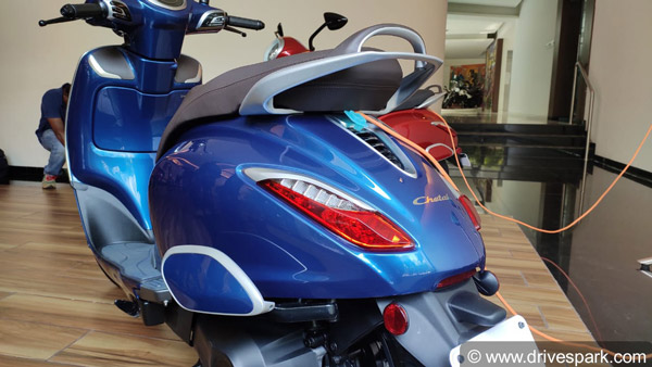 பஜாஜ் சேத்தக் எலெக்ட்ரிக் ஸ்கூட்டருக்கு மீண்டும் புக்கிங்