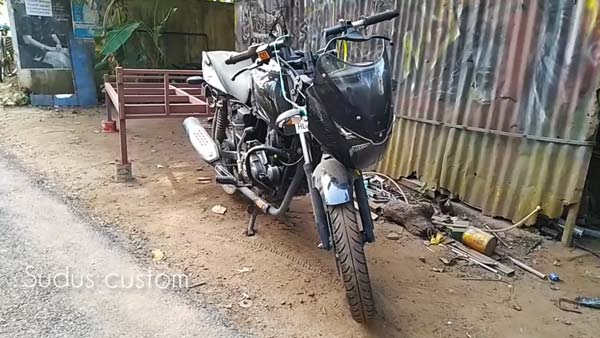 பஜாஜ் பல்சர் 220 எஃப் மாடலாக மாறிய பல்சர் 150... இதை மாற்றுவது இவ்ளோ சுலபமா? வீடியோ!