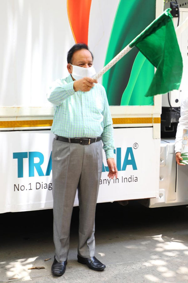 உலக நாடுகளை மெர்சலாக்கிய இந்தியா! 8 நாட்களில் உருவான நடமாடும் பரிசோதனை மையம்... இதுல இவ்ளே ஸ்பெஷல் இருக்கா?