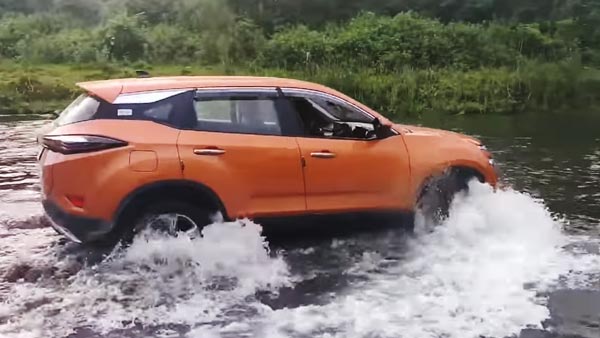 சவாலான ஆற்றை அசால்டாக கடந்த டாடா ஹாரியர்... சாதாரண பயணிகள் காரால் எப்படி இது முடிந்தது? வீடியோ!
